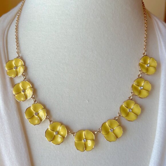 Liz Claiborne Yellow Enamel Floral Necklace With Rhinestones & Gold-Tone Chain - Picture 1 of 6